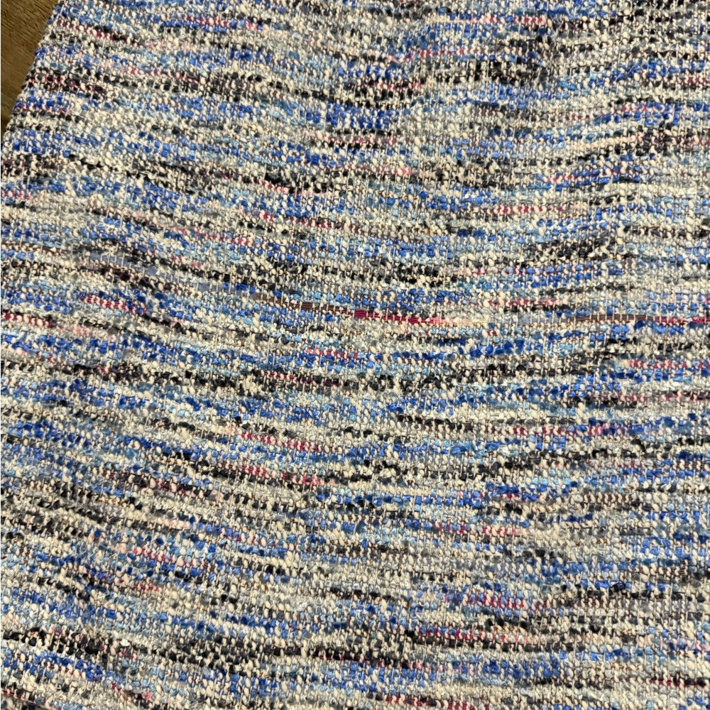J. McLaughlin • Tweed Pencil Skirt - Picture 2 of 9